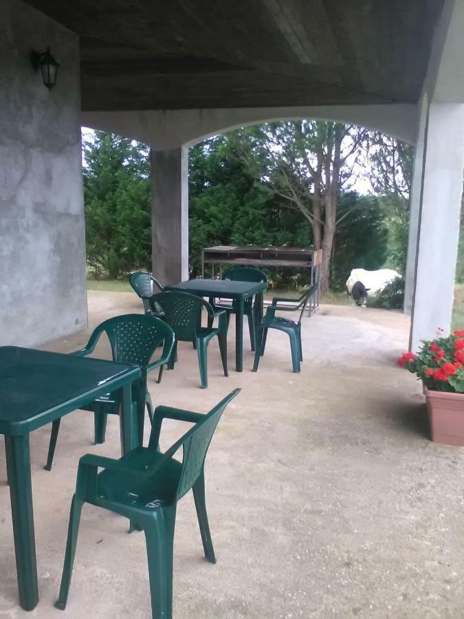 B&B Misatere Vallelonga Екстериор снимка